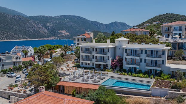 Luxury Hotels With Scenic Ocean Balcony Views